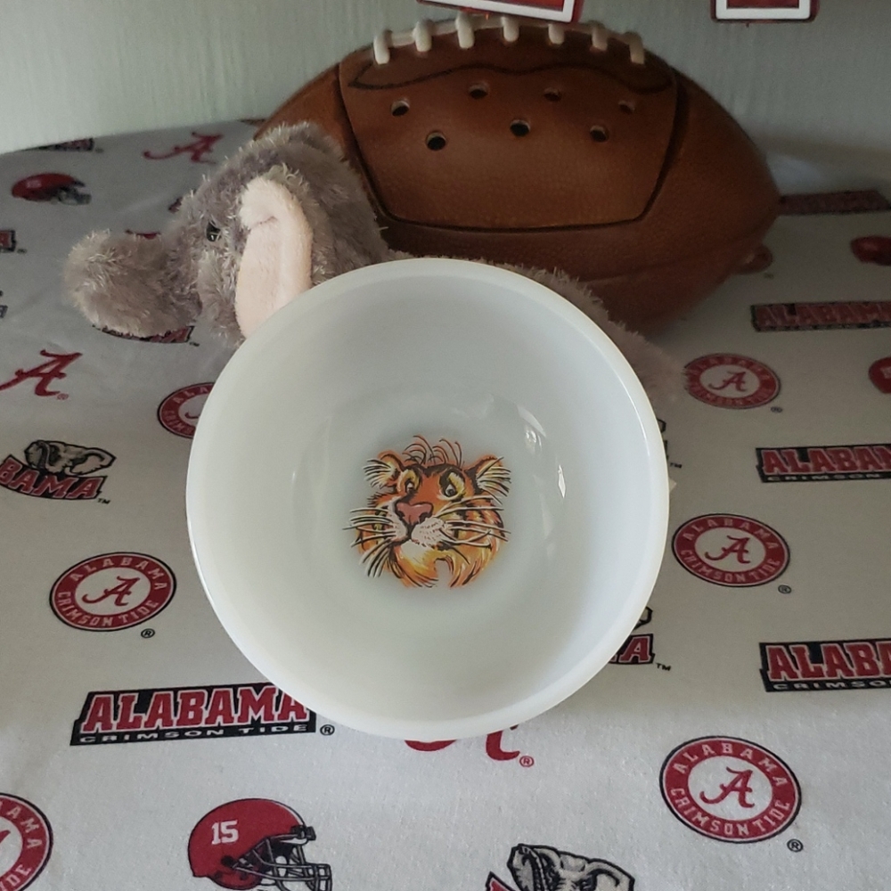 Vintage Fire King Milk White Bowl